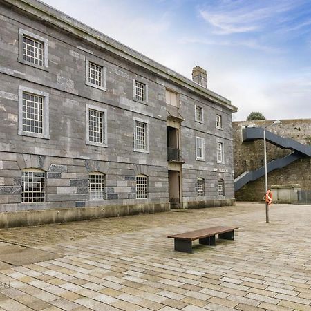 2 Bed- Edgcumbe View By Pureserviced Διαμέρισμα Πλίμουθ Εξωτερικό φωτογραφία