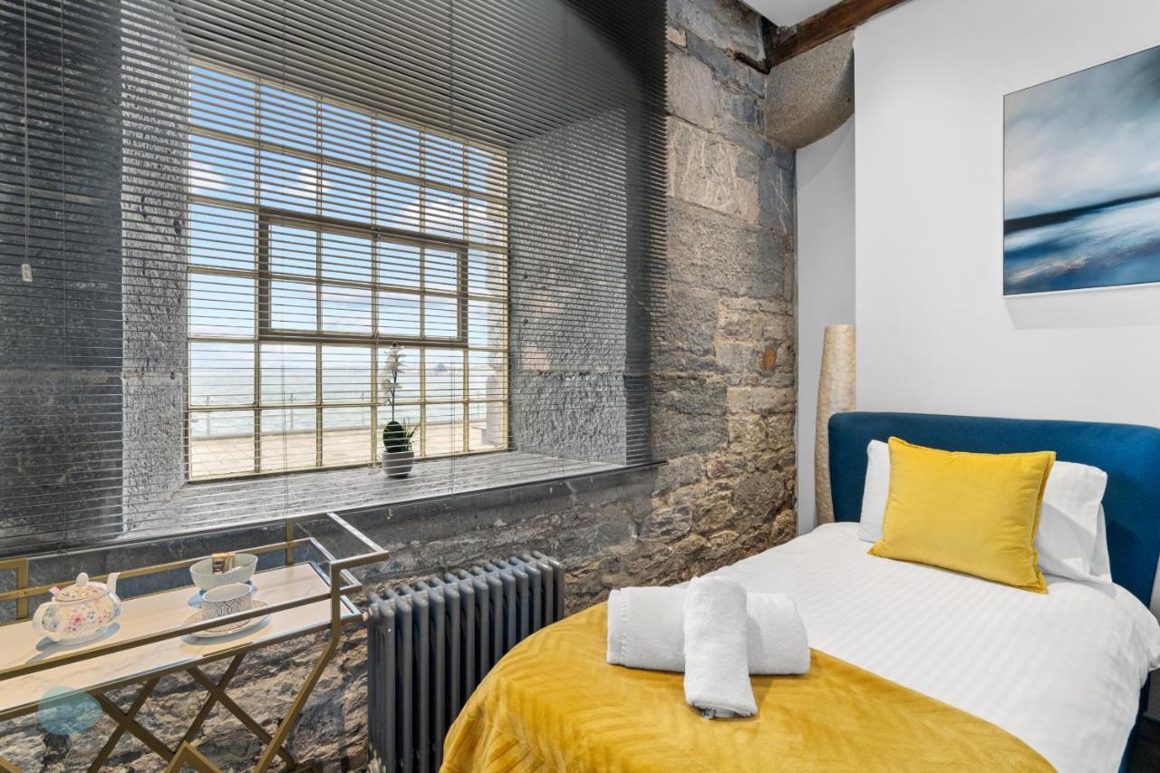 2 Bed- Edgcumbe View By Pureserviced Διαμέρισμα Πλίμουθ Εξωτερικό φωτογραφία